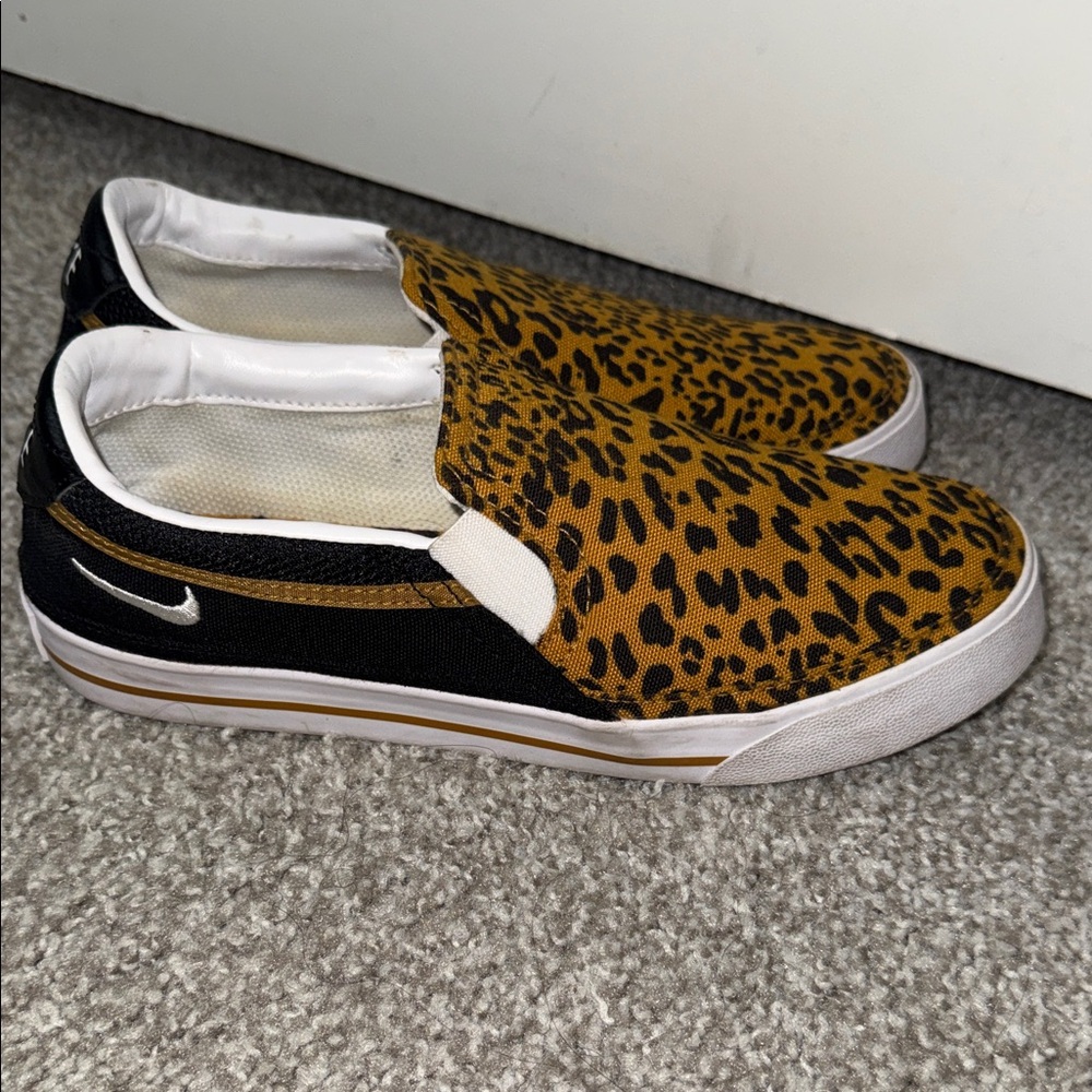 Nike Black and Tan Slip-On Sneakers